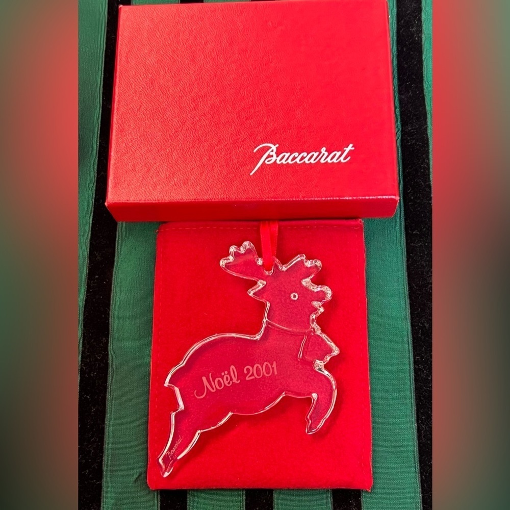 BACCARAT Crystal Holiday Ornament - Noel 2001